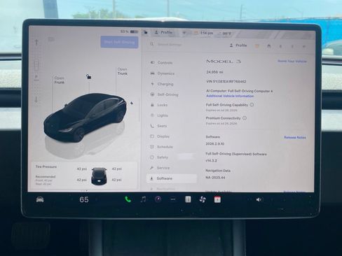 Used 2024 Tesla Model 3 Standard Range RWD image 3