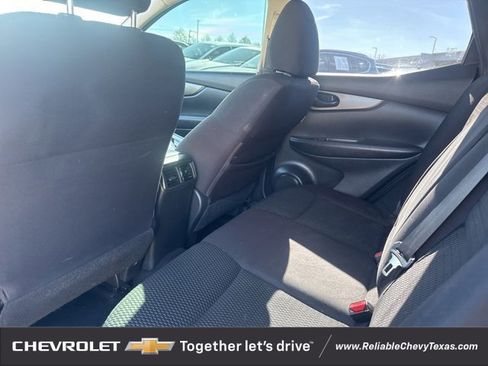 Used 2018 Nissan Rogue Sport S w/ S Appearance Package image 6