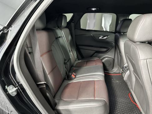 Used 2022 Chevrolet Blazer RS image 9