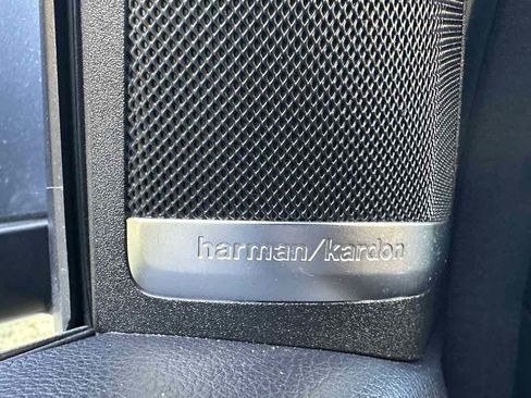 Used 2018 Mercedes-Benz GLE 350 w/ Premium 1 Package image 37