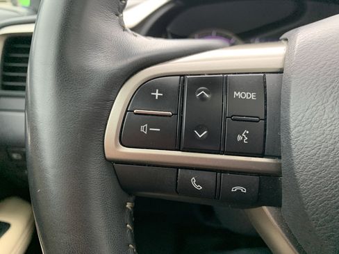 Certified 2022 Lexus RX 450h AWD w/ Premium Package image 19