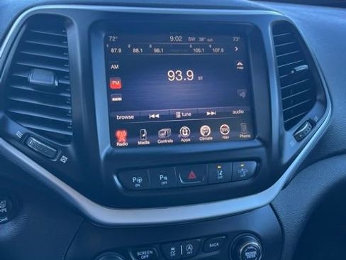 Used 2016 Jeep Cherokee Limited w/ Luxury Group AWD/4WD image 44