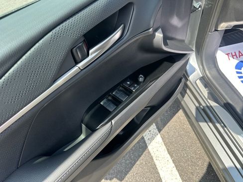 Used 2026 Toyota Camry XSE FWD image 15