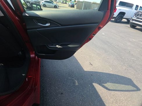 Used 2019 Honda Civic EX image 28