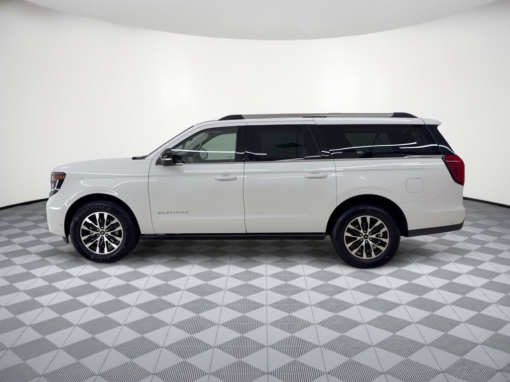 Used 2025 Ford Expedition Max Platinum AWD/4WD image 2
