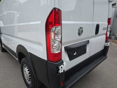 Used 2025 RAM ProMaster 2500 w/ Convenience Group FWD image 41