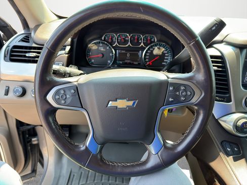 Used 2017 Chevrolet Suburban LT AWD/4WD image 13
