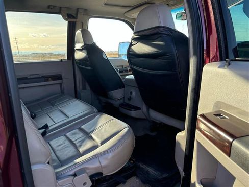 Used 2008 Ford F350 Lariat image 12
