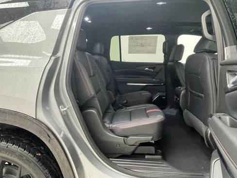 New 2026 Chevrolet Traverse RS w/ LPO, Floor Liner Package image 14
