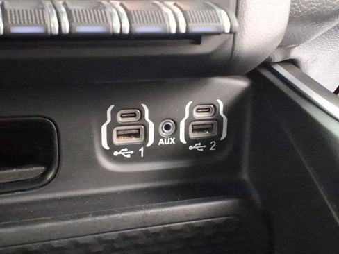Used 2022 RAM 1500 Big Horn AWD/4WD image 16
