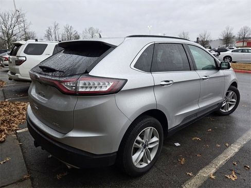 Used 2018 Ford Edge SEL w/ Equipment Group 201A image 5