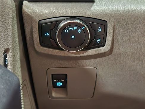 Used 2020 Ford F150 XL w/ Equipment Group 101A Mid image 38