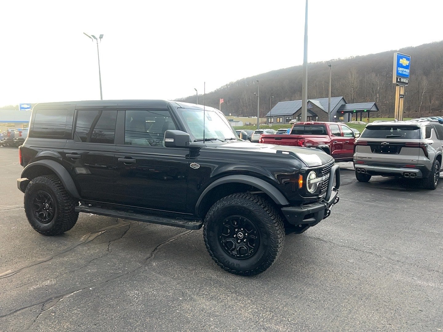 Used 2024 Ford Bronco Wildtrak AWD/4WD image 1