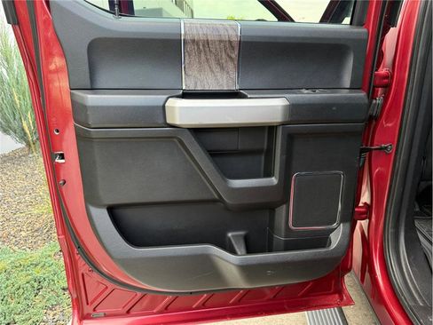 Used 2019 Ford F250 Lariat w/ Lariat Ultimate Package image 32