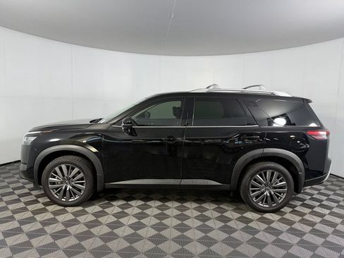 Used 2024 Nissan Pathfinder SL w/ SL Premium Package FWD image 11