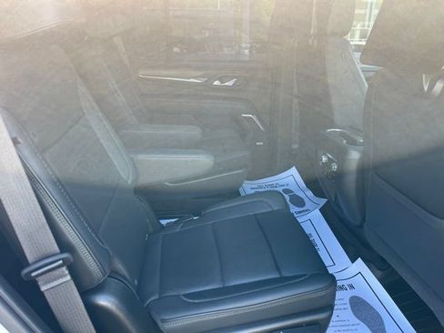 Used 2021 GMC Yukon Denali w/ Denali Ultimate Package AWD/4WD image 12