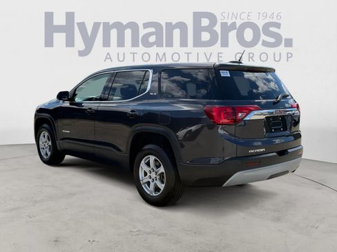 Used 2017 GMC Acadia SLE FWD image 6