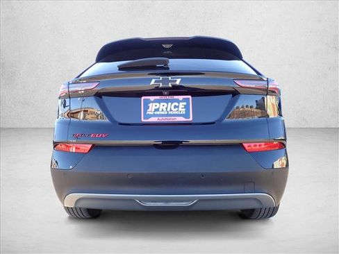 Used 2023 Chevrolet Bolt EUV Premier w/ Sun & Sound Package image 3