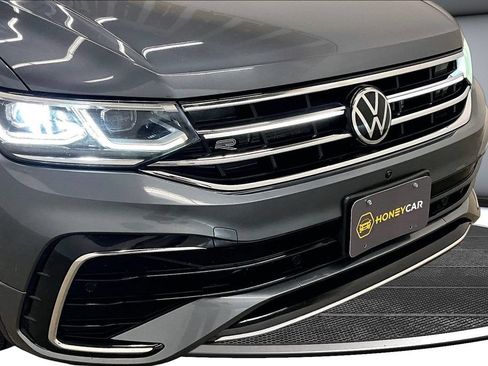 Used 2022 Volkswagen Tiguan SEL R-Line AWD/4WD image 31