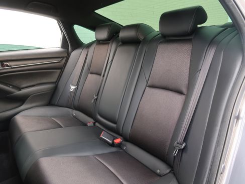 Used 2019 Honda Accord Sport image 33