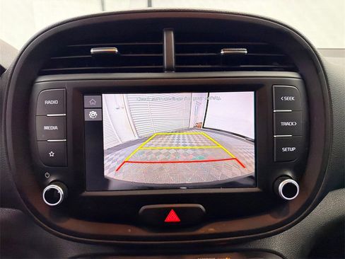 Used 2024 Kia Soul LX w/ Option Group 015 image 28