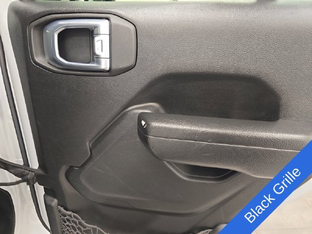 Used 2022 Jeep Gladiator Sport AWD/4WD image 16