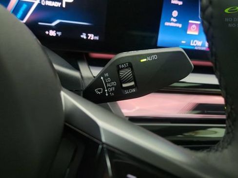 Used 2024 BMW i5 eDrive40i w/ Executive Package RWD image 47