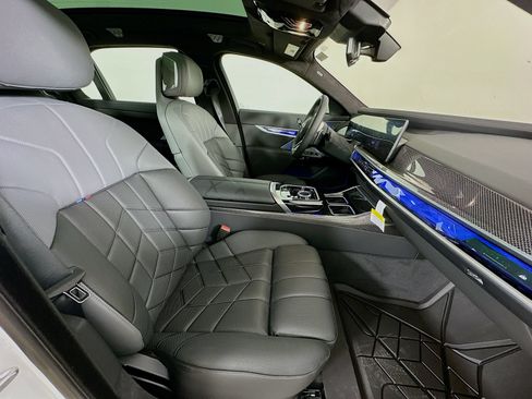 New 2026 BMW 760i xDrive w/ Executive Package AWD/4WD image 44