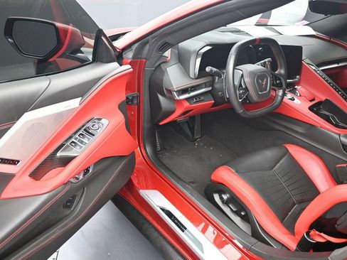 Used 2021 Chevrolet Corvette Stingray Premium Conv w/ Z51 Performance Package RWD image 10