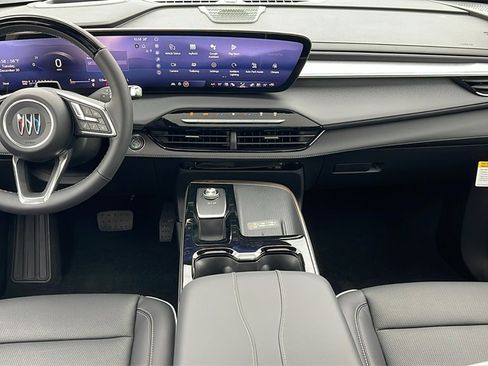 New 2026 Buick Enclave Avenir w/ Super Cruise Package image 17