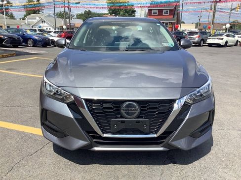 Used 2021 Nissan Sentra SV FWD image 2