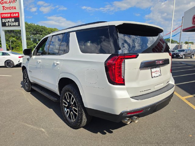 Used 2024 GMC Yukon AT4 AWD/4WD image 5