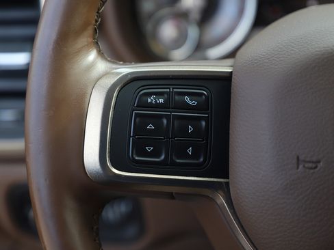 Used 2020 RAM 3500 Limited image 17