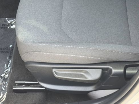 Used 2025 Kia K4 FWD image 17
