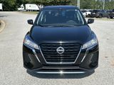 Used 2024 Nissan Kicks S image 2