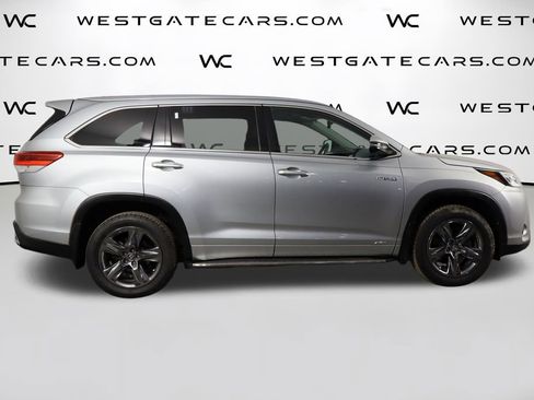 Used 2017 Toyota Highlander Limited image 45