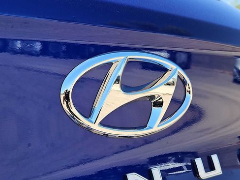 Certified 2026 Hyundai Venue SEL FWD image 11