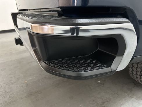 Used 2021 Chevrolet Silverado 1500 LT image 12