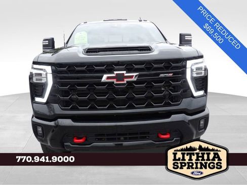 Used 2024 Chevrolet Silverado 2500 ZR2 w/ Technology Package image 2