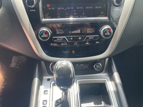 Used 2022 Nissan Murano SL w/ SL Moonroof Package FWD image 20