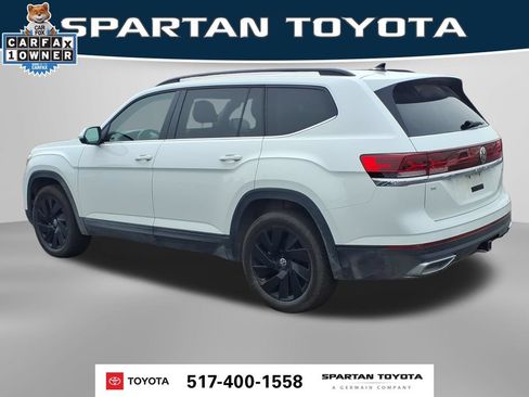Used 2025 Volkswagen Atlas SE AWD/4WD image 9