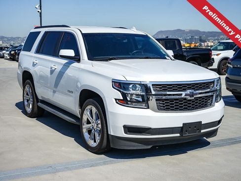 Used 2018 Chevrolet Tahoe LS w/ Enhanced Driver Alert Package RWD image 3