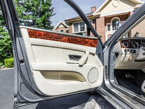 Used 2014 Bentley Flying Spur W12 AWD/4WD image 45