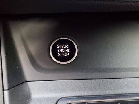 Used 2025 Audi Q3 2.0T Premium w/ Convenience Package image 22