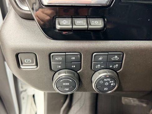 Certified 2024 Chevrolet Silverado 3500 High Country w/ High Country Premium Package image 20