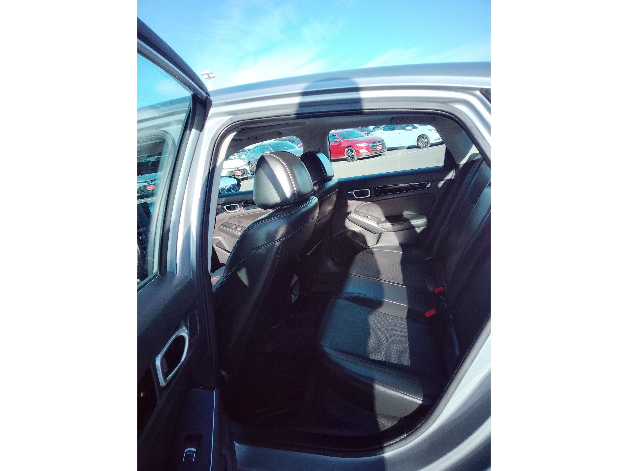 Used 2023 Honda Civic Touring image 9
