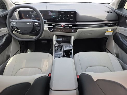 New 2026 Kia Sportage EX w/ EX Panorama Roof Package image 15