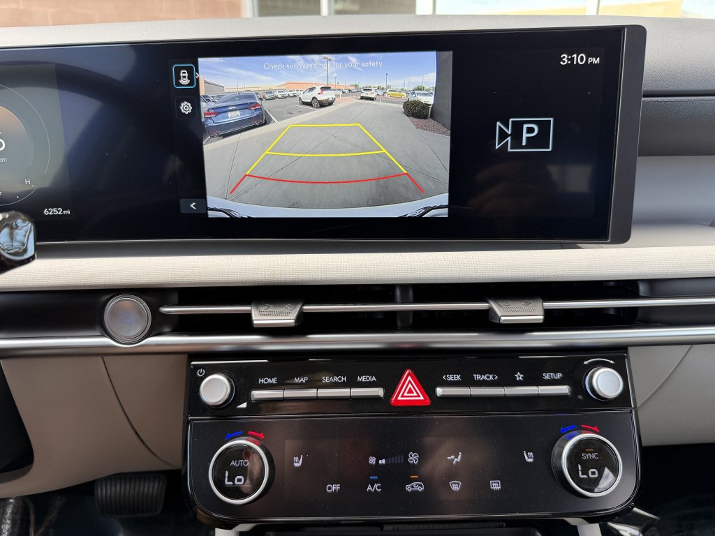 Used 2026 Hyundai Tucson SEL FWD image 18
