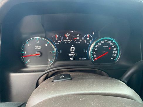 Used 2016 Chevrolet Tahoe LTZ AWD/4WD image 17