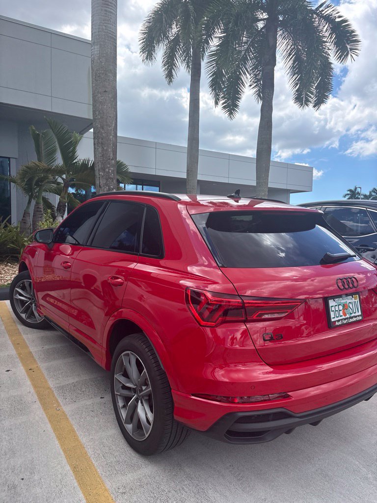 Used 2024 Audi Q3 2.0T Premium w/ Convenience Package AWD/4WD image 5